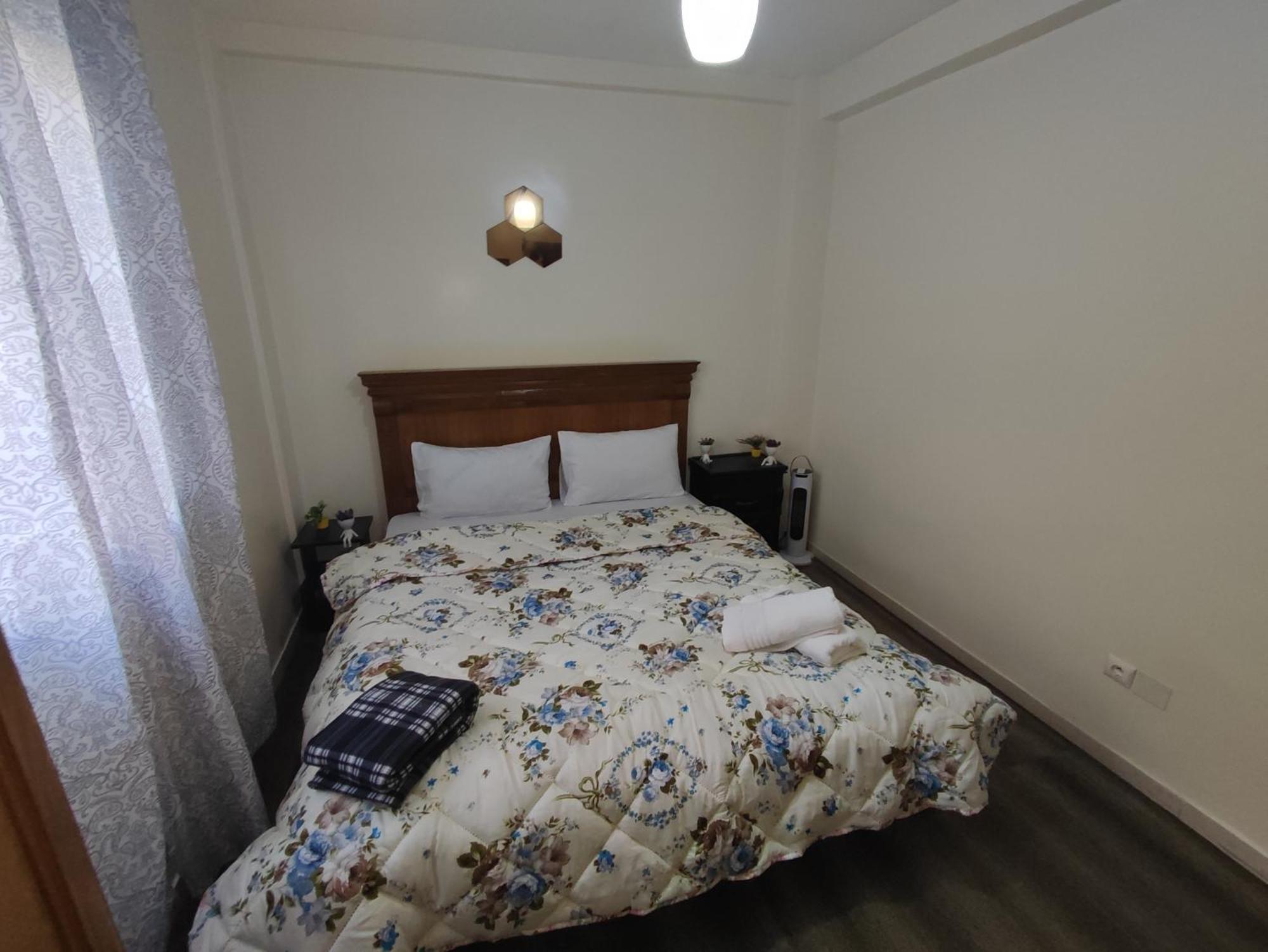 Superbe appartement au rez-de-chaussée avec clim mobile,parking et wifi gratuit Casa Blanca Exterior foto